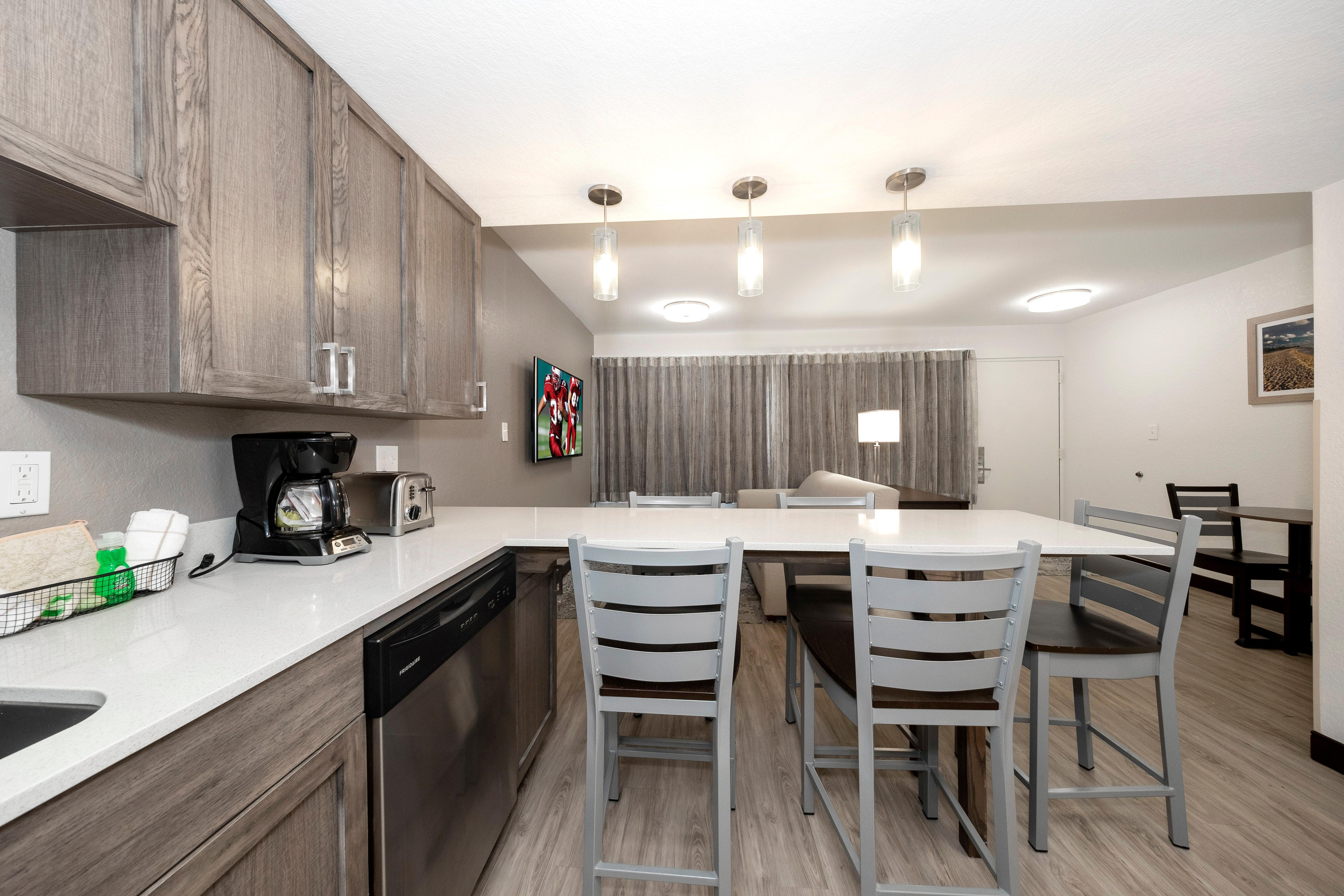Red Roof Inn Plus+ & Suites Naples Downtown-5Th Ave S Exteriör bild