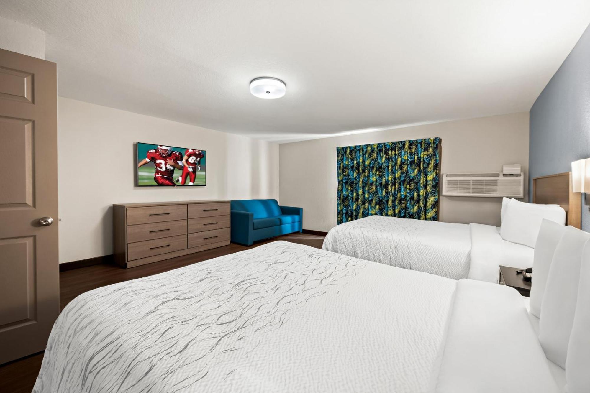 Red Roof Inn Plus+ & Suites Naples Downtown-5Th Ave S Exteriör bild